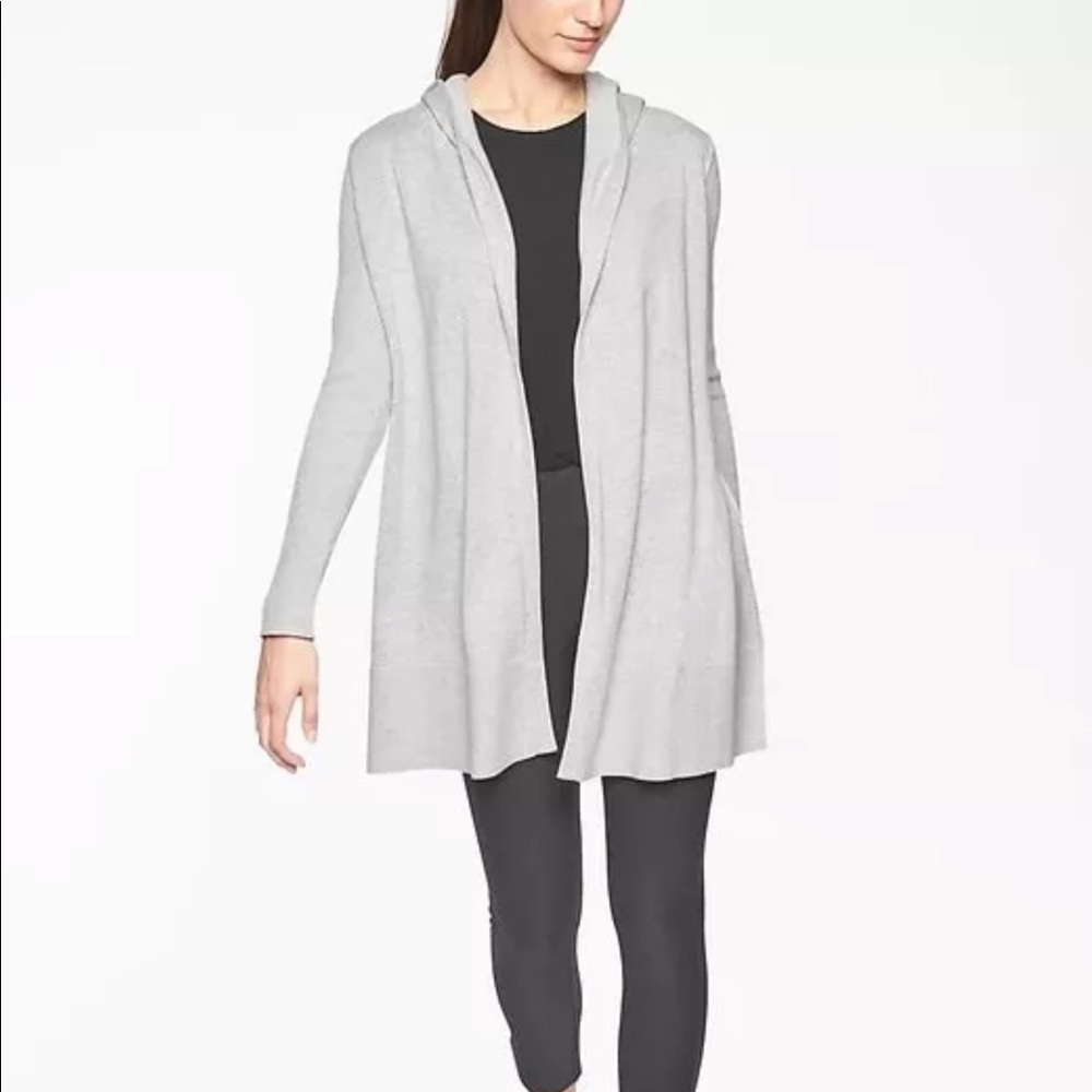 Athleta Highland Wrap Light Grey Heather Medium